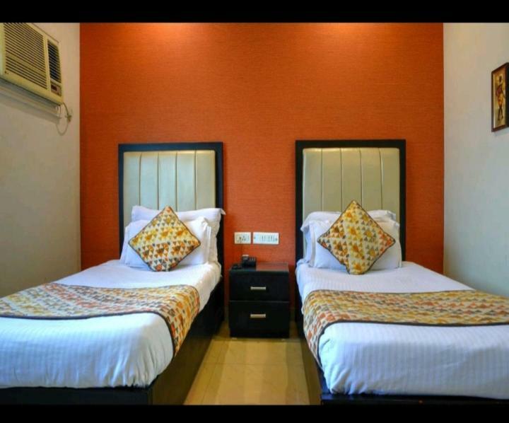 Hotel Deviram Palace Agra  Exterior foto